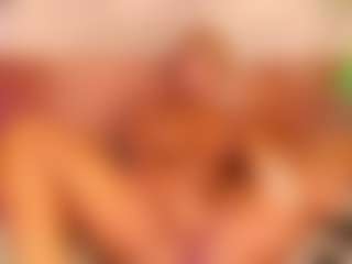 Alison Moon's Live Sex Cam Show