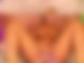 Live cam show with Alison Moon - BBW on anonymated.com