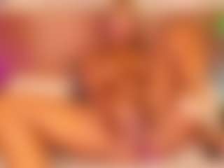 Live cam show with Alison Moon - Curvy on fuck-show.com