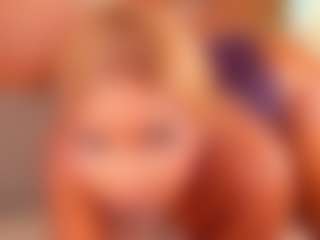 Live cam show with Alison Moon - Big Tits on hrnylive.com