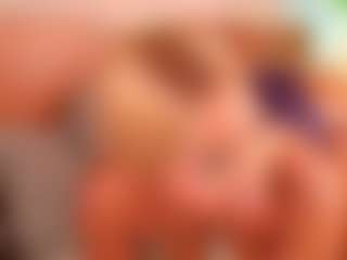Live cam show with Alison Moon - Horny on alttransgirls