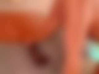 Live cam show with Alison Moon - Squirt on Free Soda