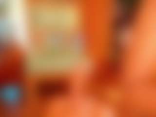 Live cam show with Alison Moon - Control on studioflirtlive.com