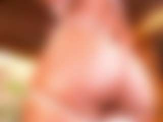 Live cam show with Alison Moon - Ebony on Soda Cam | colombia