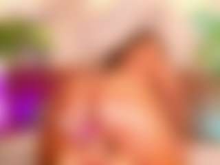 Live cam show with Alison Moon - Car on livesuperchat.net
