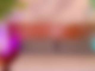 Live cam show with Alison Moon - Bikini on CamwithHer