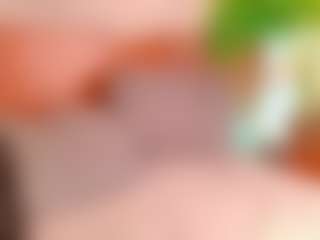 Live cam show with Alison Moon - Black BBW on Livezox | colombia