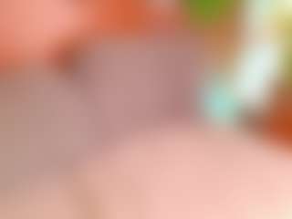 Live cam show with Alison Moon - Spank Ebony on chickslive.net