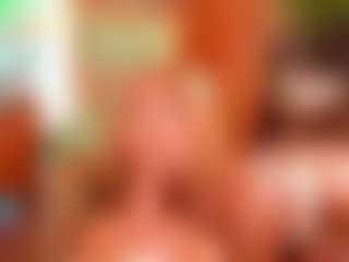 Live cam show with Alison Moon - Brown Eyes Blonde Hair on CamwithHer