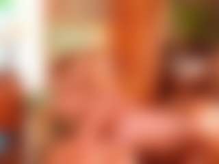 Live cam show with Alison Moon - Ebony on Milfs Live | colombia