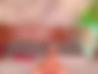 Live cam show with Alison Moon - Cute on dropp.cam