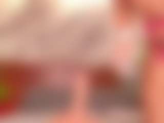 Live cam show with Alison Moon - Bedroom Ebony on x69.live