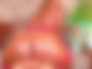 Live cam show with Alison Moon - Brown Eyes on makecum.org