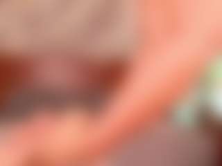 Live cam show with Alison Moon - Brown Eyes Blonde Hair on LiveSexCams6