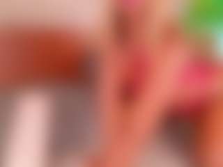 Live cam show with Alison Moon - Cute on xfollow cams