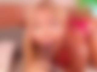 Live cam show with Alison Moon - Bedroom Ebony on ObeyMaria