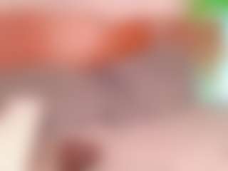Live cam show with Alison Moon - Bedroom Teen (18+) on Milf Play