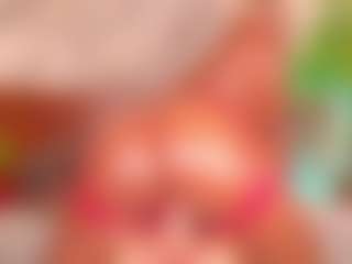 Live cam show with Alison Moon - Bedroom Black on Instabang