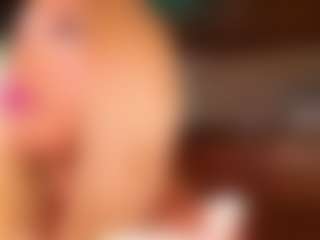Live cam show with Alison Moon - Thick on madthumbs