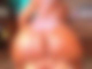 Live cam show with Alison Moon - Foot Fetish Blonde Hair on justonemore.cc