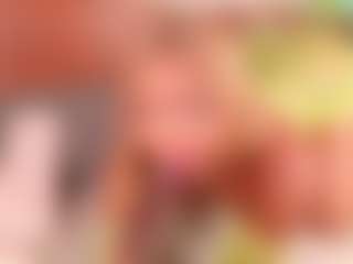 Live cam show with Alison Moon - Foot Fetish Blonde Hair on Fling VIP Chat