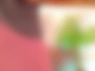 Live cam show with Alison Moon - Ebony Teen (18+) on CamSodaAdn