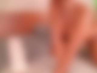 Live cam show with Alison Moon - Blonde Hair Shaved Pussy on Hubzter Live