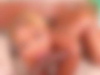 Live cam show with Alison Moon - Ride Torso on Dolls Live