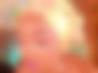 Live cam show with Alison Moon - Black Squirt on crypto-cams