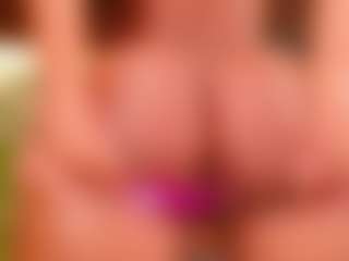 Alison Moon's Live Sex Cam Show
