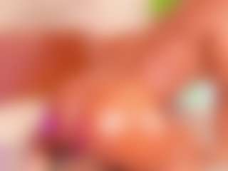 Live cam show with Alison Moon - Blonde Hair on ObeyMaria