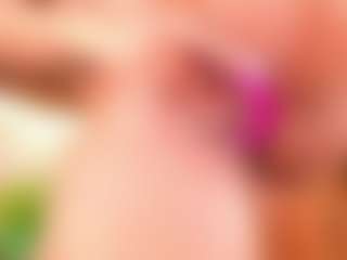 Live cam show with Alison Moon - Black Young Adult on Livezox