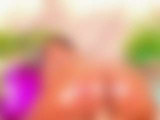 Live cam show with Alison Moon - Ebony Teen (18+) on Dare Cams
