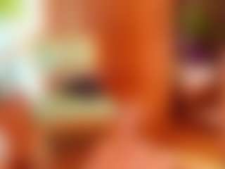 Live cam show with Alison Moon - Deepthroat on Camsoda