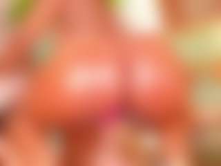 Live cam show with Alison Moon - Oil on sexylive.show