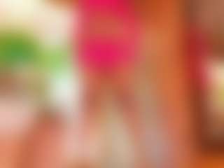 Live cam show with Alison Moon - Thick on Camming Site