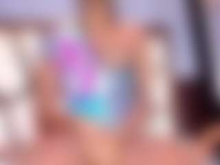 Live cam show with DAYRA-PARKER - Spanks on Camsoda