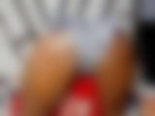 Live cam show with DAYRA-PARKER - BBW Big Tits on StripNow