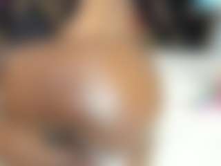 Live cam show with DAYRA-PARKER - Spanks on Camsoda