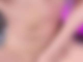 emili-clark's Live Sex Cam Show