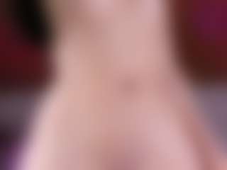 emili-clark's Live Sex Cam Show