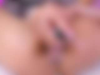 Live cam show with emili-clark - Squirt on justonemore.cc