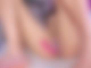 emili-clark's Live Sex Cam Show