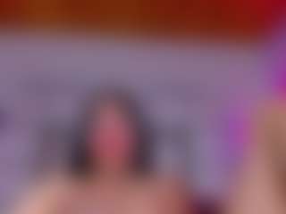 Live cam show with emili-clark - Amateur on realtime-chat