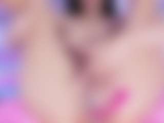 emili-clark's Live Sex Cam Show