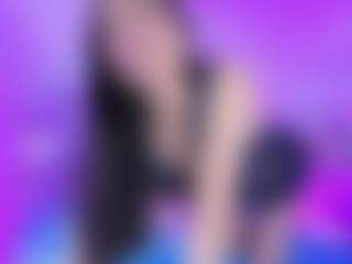 emili-clark's Live Sex Cam Show