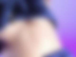emili-clark's Live Sex Cam Show
