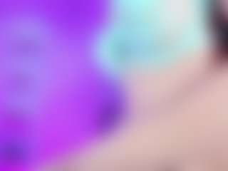 emili-clark's Live Sex Cam Show