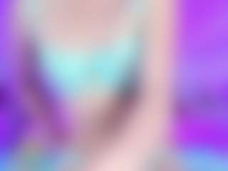 emili-clark's Live Sex Cam Show
