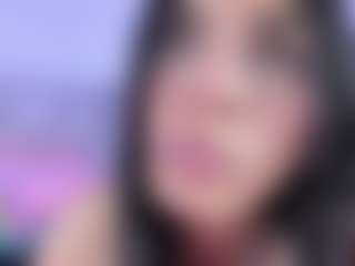 emili-clark's Live Sex Cam Show